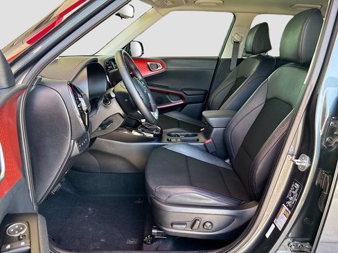 Used 2023 Kia Soul GT-Line w/ GT-Line Technology Package FWD image 19