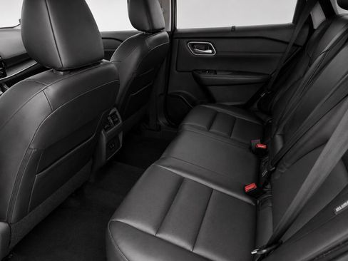 Used 2021 Nissan Rogue SV w/ Premium Package FWD image 10