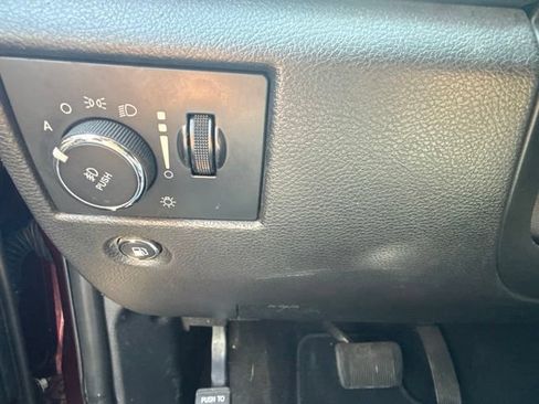 Used 2020 Jeep Grand Cherokee Overland AWD/4WD image 17