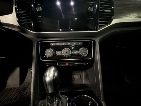 Used 2022 Volkswagen Atlas SE image 23