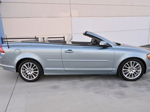 Used 2008 Volvo C70 T5 image 12