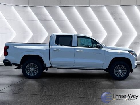 New 2026 Chevrolet Colorado LT w/ LT Convenience Package RWD image 6