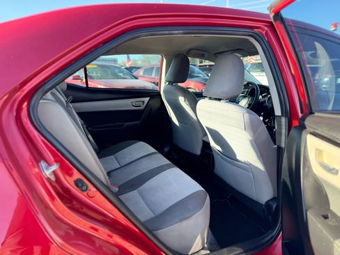 Used 2018 Toyota Corolla LE image 17