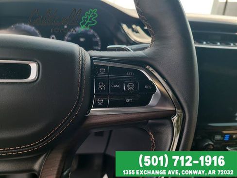 Used 2023 Jeep Grand Cherokee Summit AWD/4WD image 15