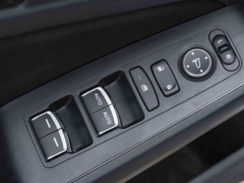 Used 2023 Honda Civic EX image 37