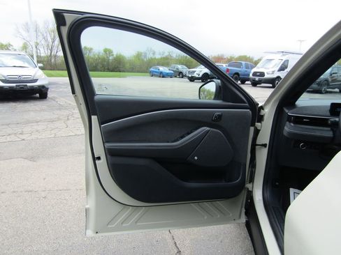 Used 2025 Ford Mustang Mach-E GT AWD/4WD image 24