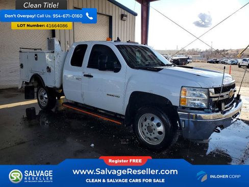 Used 2013 Chevrolet Silverado 2500 W/T AWD/4WD image 5