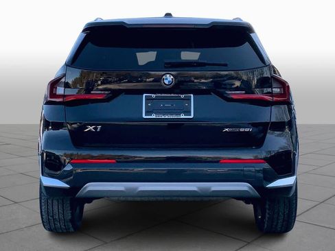 Certified 2025 BMW X1 xDrive28i w/ Convenience Package image 4
