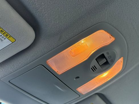 Used 2015 Toyota Prius Four FWD image 23