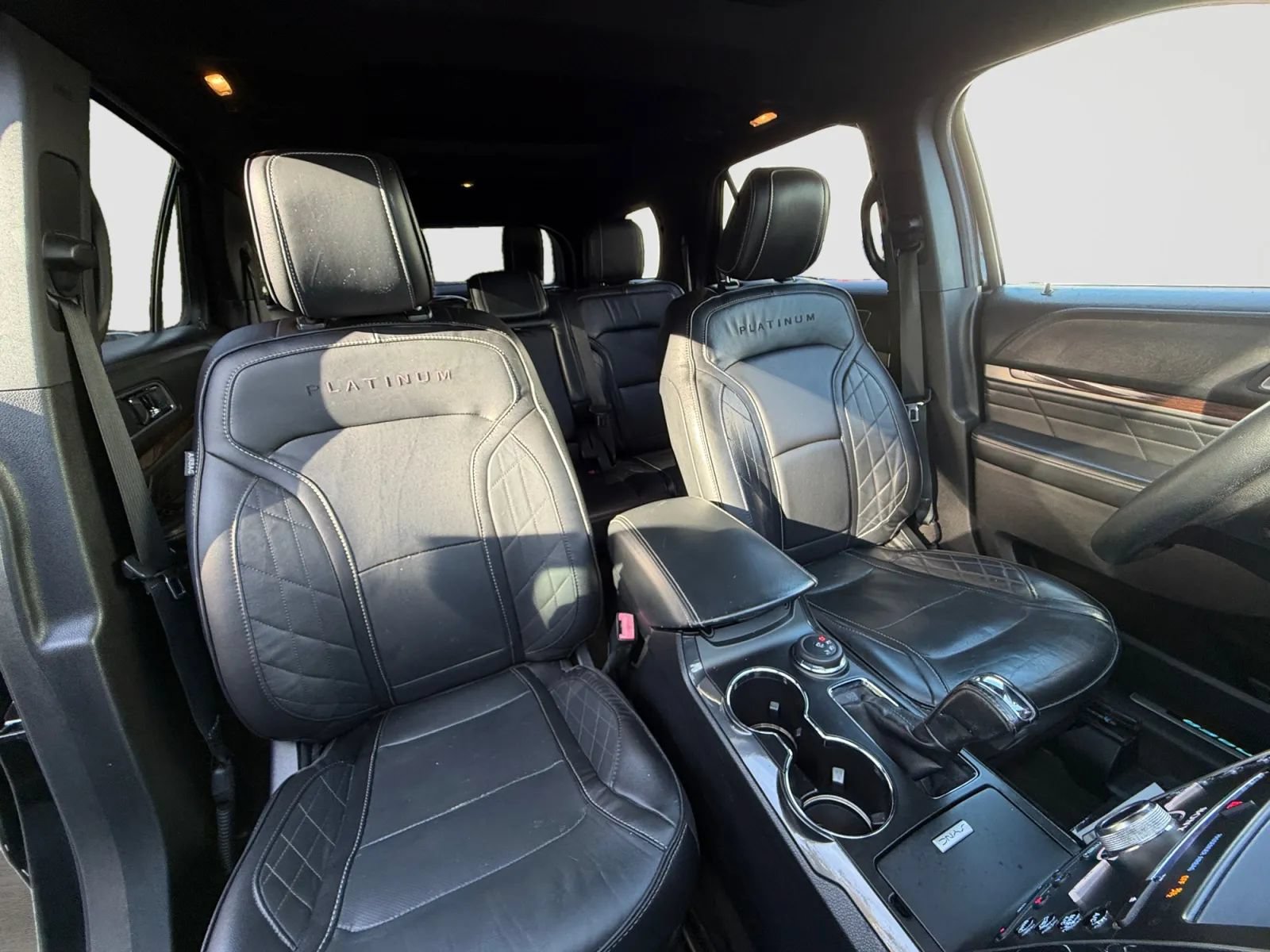 Used 2018 Ford Explorer Platinum AWD/4WD image 23