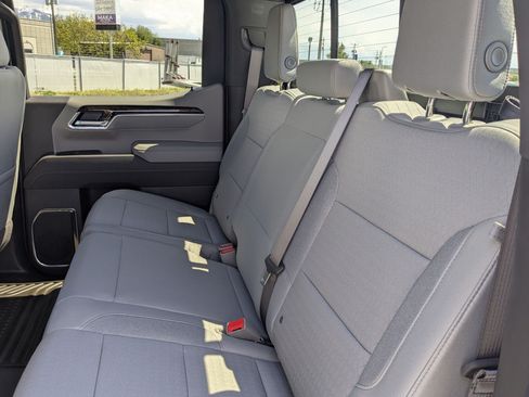 New 2026 GMC Sierra 1500 SLE w/ Preferred Package AWD/4WD image 25