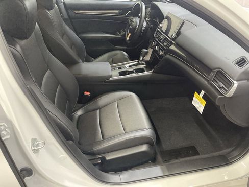 Used 2022 Honda Accord Sport image 23