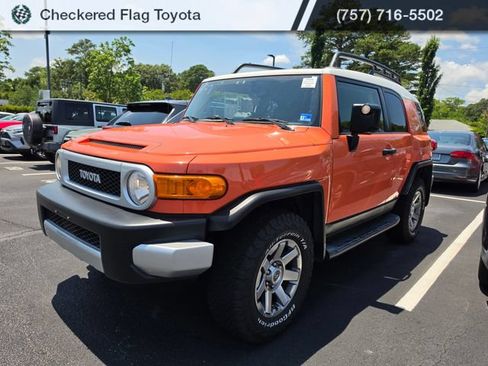 Used 2014 Toyota FJ Cruiser 4WD w/ Upgrade Package image 1
