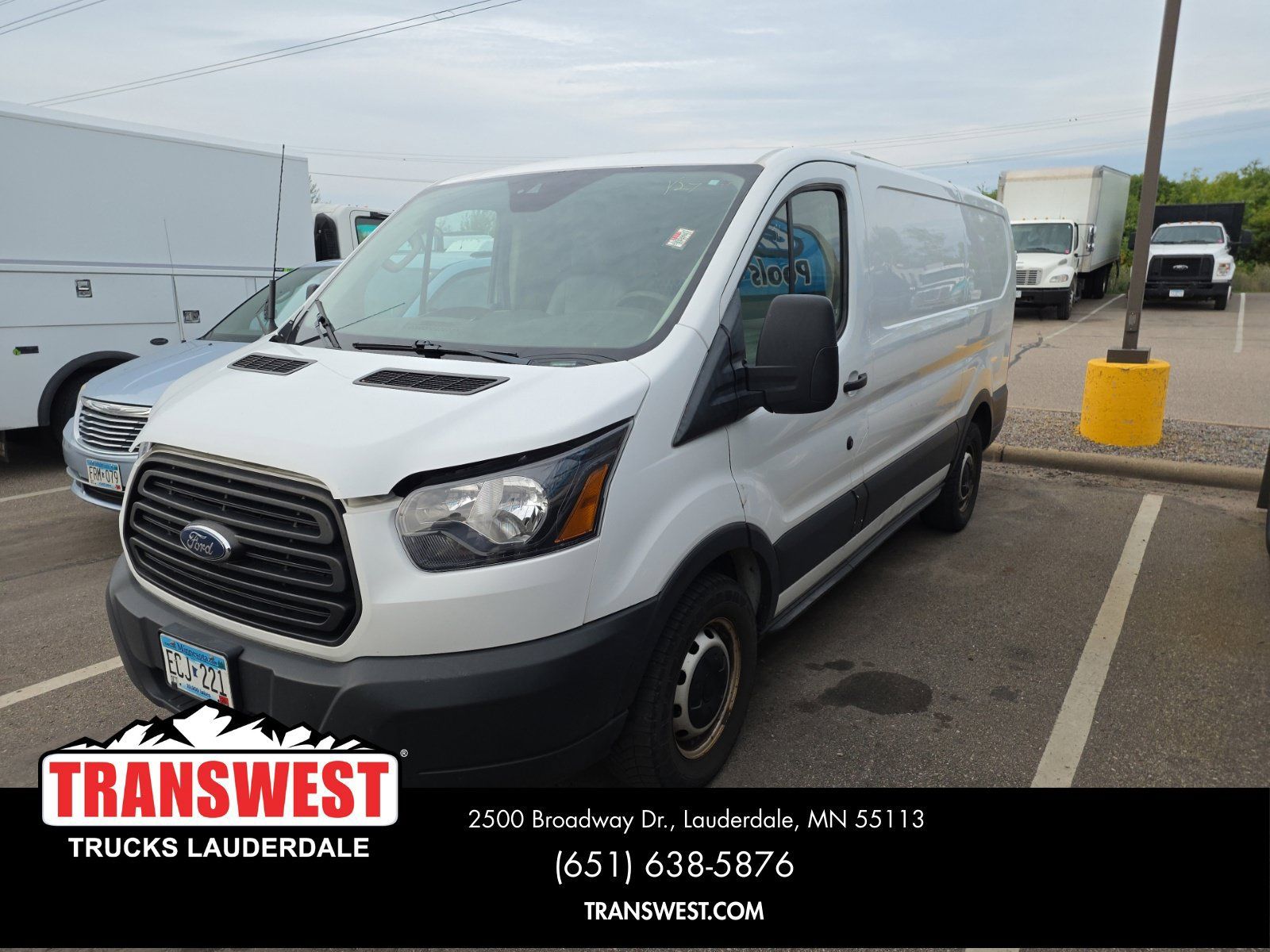 Used 2019 Ford Transit 150 130 Low Roof RWD image 1