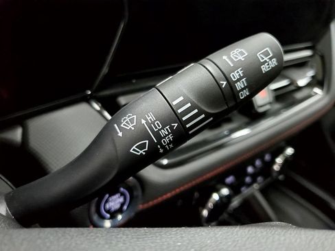 Used 2024 Chevrolet TrailBlazer RS w/ Convenience Package image 33