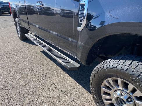Used 2022 Ford F250 XLT w/ XLT Premium Package AWD/4WD image 34