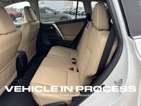 Used 2015 Toyota RAV4 Limited image 9