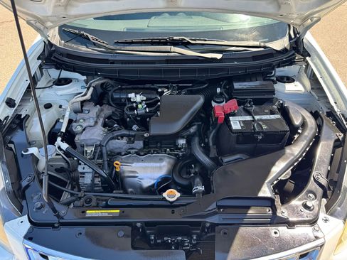 Used 2015 Nissan Rogue S image 25