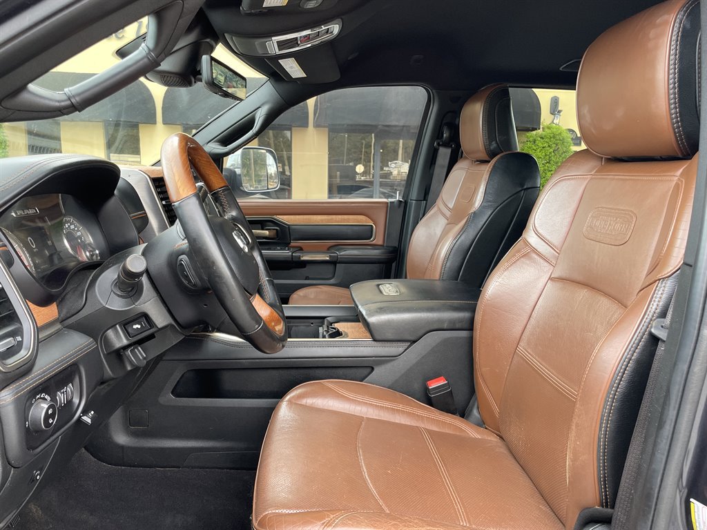 Used 2022 RAM 3500 Limited AWD/4WD image 23