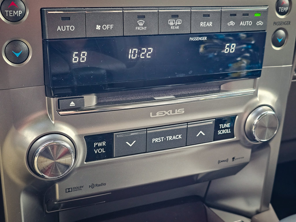 Used 2014 Lexus GX 460 w/ Premium Package AWD/4WD image 31
