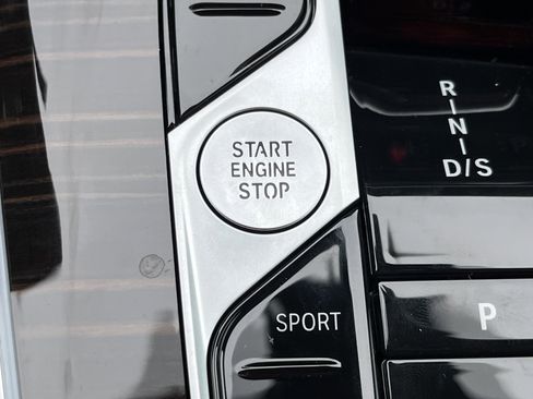 New 2026 BMW X5 sDrive40i w/ Parking Assistance Package image 11