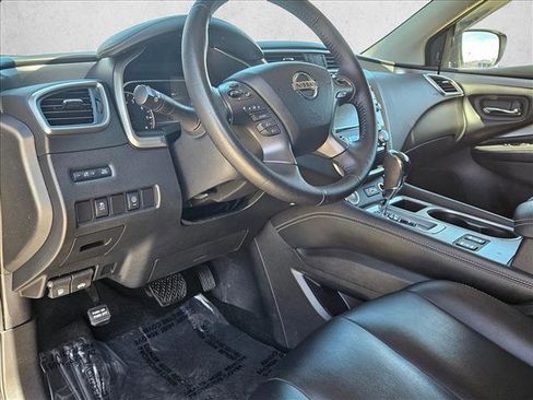 Used 2020 Nissan Murano SV w/ Premium Package FWD image 10