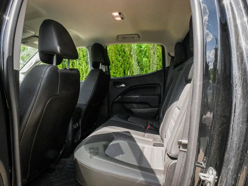 Used 2021 GMC Canyon AT4 w/ Trailering Package image 8