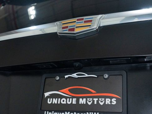 Used 2016 Cadillac Escalade ESV Platinum image 10