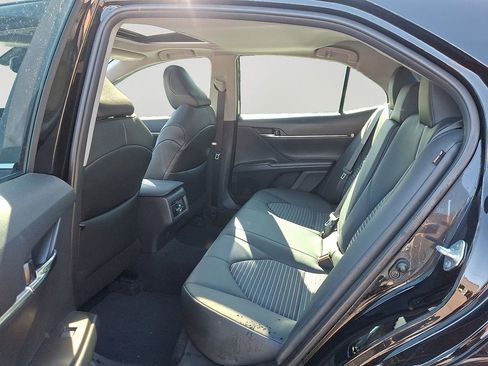 Used 2024 Toyota Camry SE w/ Cold Weather Package FWD image 8
