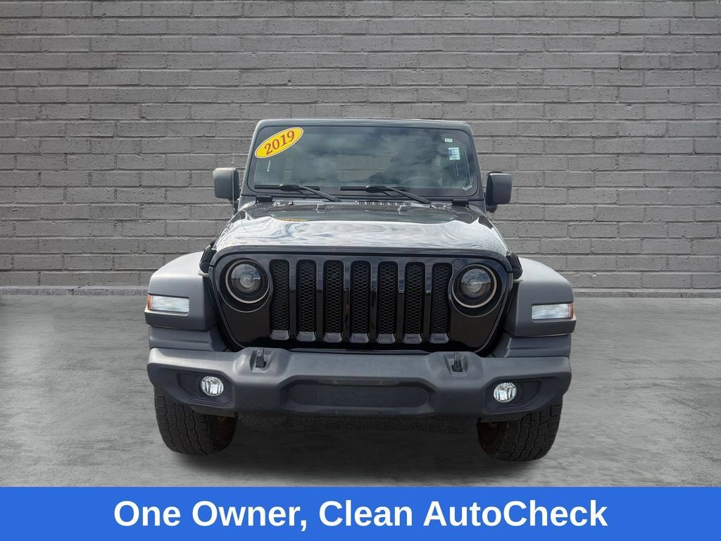 Used 2019 Jeep Wrangler Unlimited Sport S AWD/4WD image 2