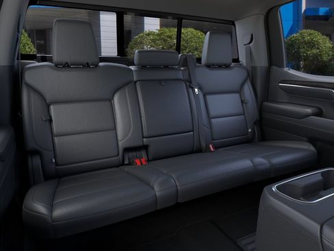 New 2026 Chevrolet Silverado 1500 LTZ w/ LTZ Convenience Package II AWD/4WD image 17