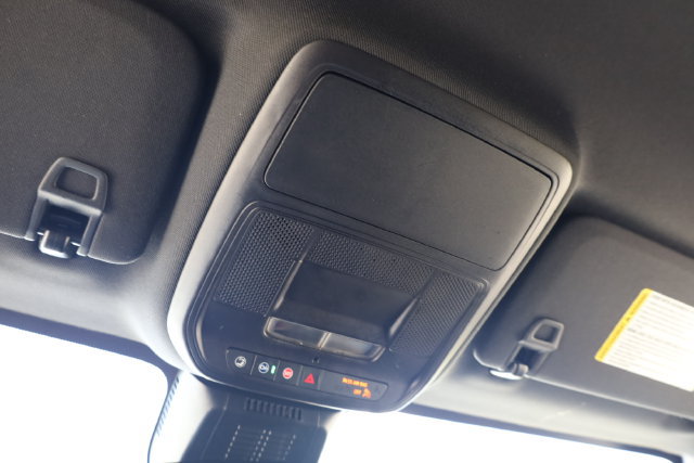 Used 2025 Chevrolet Equinox LT FWD image 23