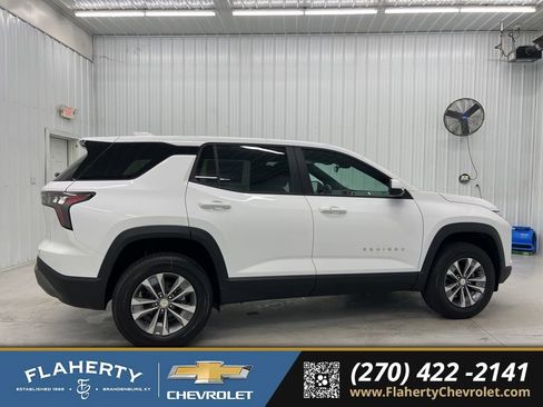 New 2026 Chevrolet Equinox LT FWD image 2