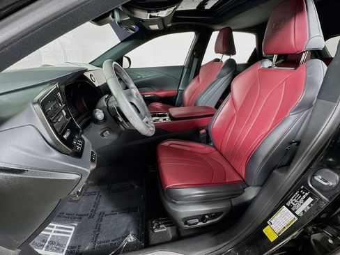 Used 2024 Lexus RX 350 F Sport w/ Convenience Package image 12
