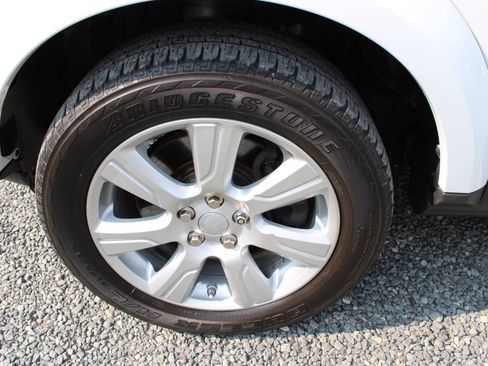 Used 2016 Land Rover LR4 HSE Silver Edition AWD/4WD image 30