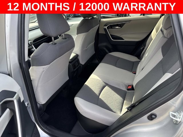 Used 2019 Toyota RAV4 XLE w/ Carpet Mat Package AWD/4WD image 14