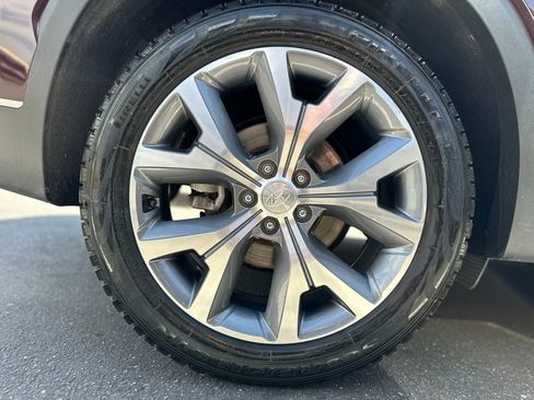 Used 2020 Hyundai Palisade SEL w/ Premium Package FWD image 6