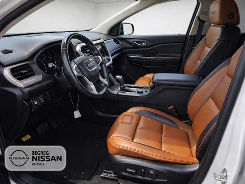 Used 2017 GMC Acadia SLT AWD/4WD image 6