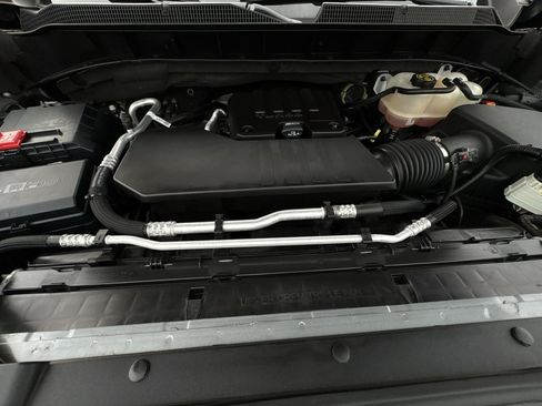Used 2023 Chevrolet Silverado 1500 LT AWD/4WD image 28