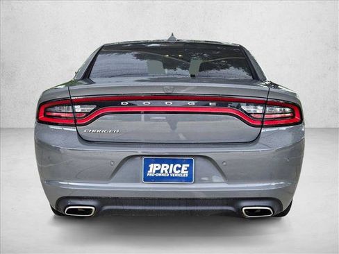 Used 2023 Dodge Charger SXT RWD image 6