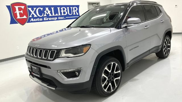 Used 2018 Jeep Compass Limited w/ Navigation Group AWD/4WD image 11