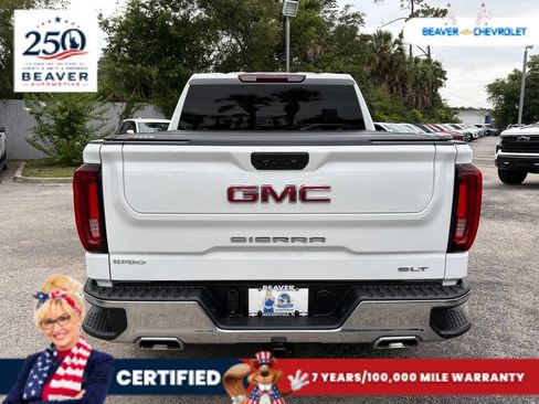 Used 2022 GMC Sierra 1500 SLT w/ X31 Off-Road Package AWD/4WD image 6