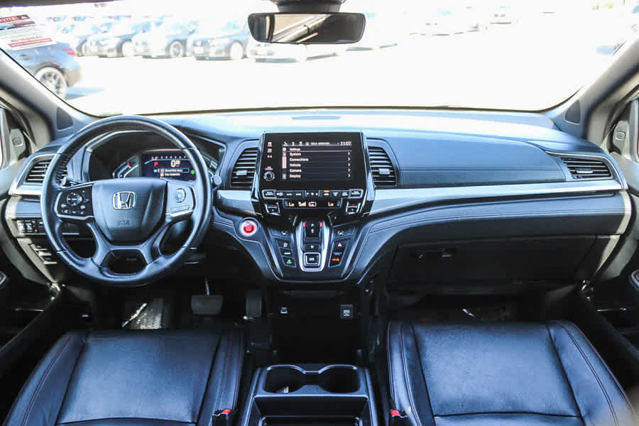 Certified 2023 Honda Odyssey Sport image 12