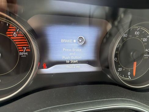 Used 2020 Jeep Cherokee Limited AWD/4WD image 4