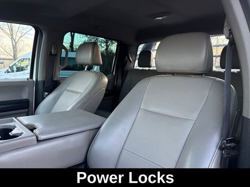 Used 2022 Ford F250 XL w/ Power Equipment Group image 12