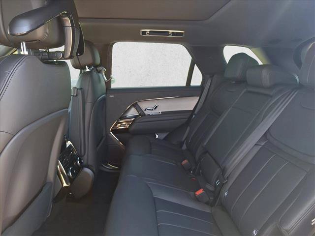 New 2027 Land Rover Range Rover Sport SE AWD/4WD image 17