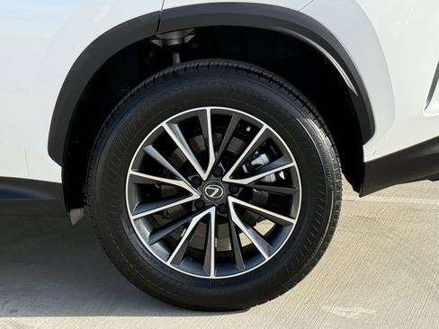 Certified 2024 Lexus NX 350h 350h Premium image 15