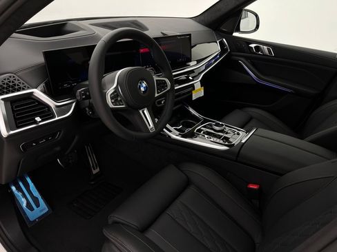 New 2026 BMW X7 M60i w/ Executive Package image 10