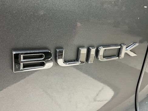 Used 2025 Buick Enclave Sport Touring AWD/4WD image 31