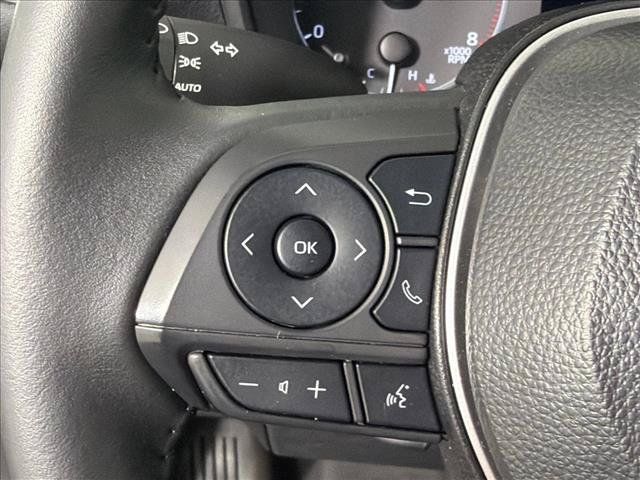 Used 2025 Toyota Corolla SE FWD image 24